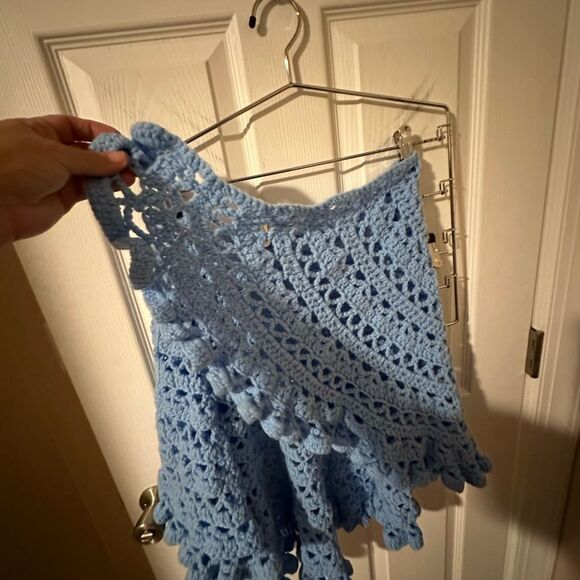 Vintage Hand Crochet Boho style Ruffled Shawl - Baby Blue - Picture 3 of 5